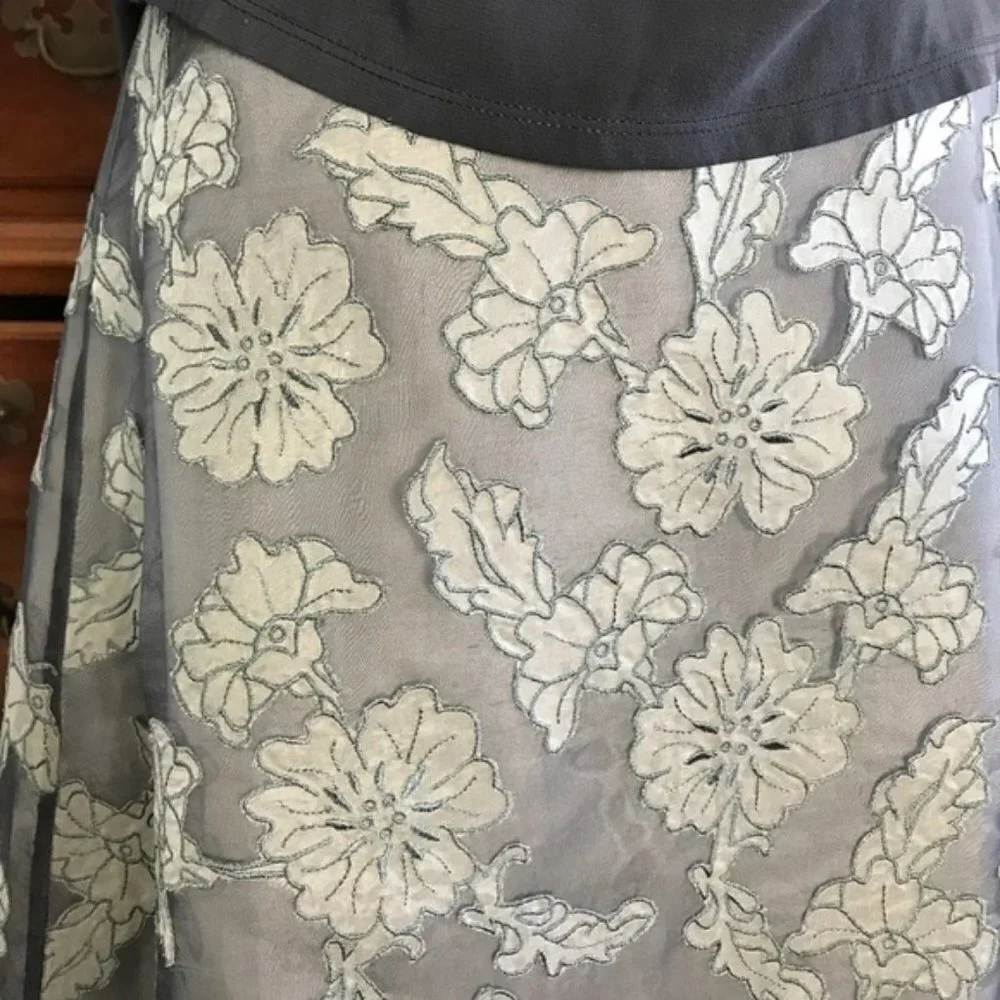 Saja Two-Piece Silk Floral Top/Skirt Set Medium